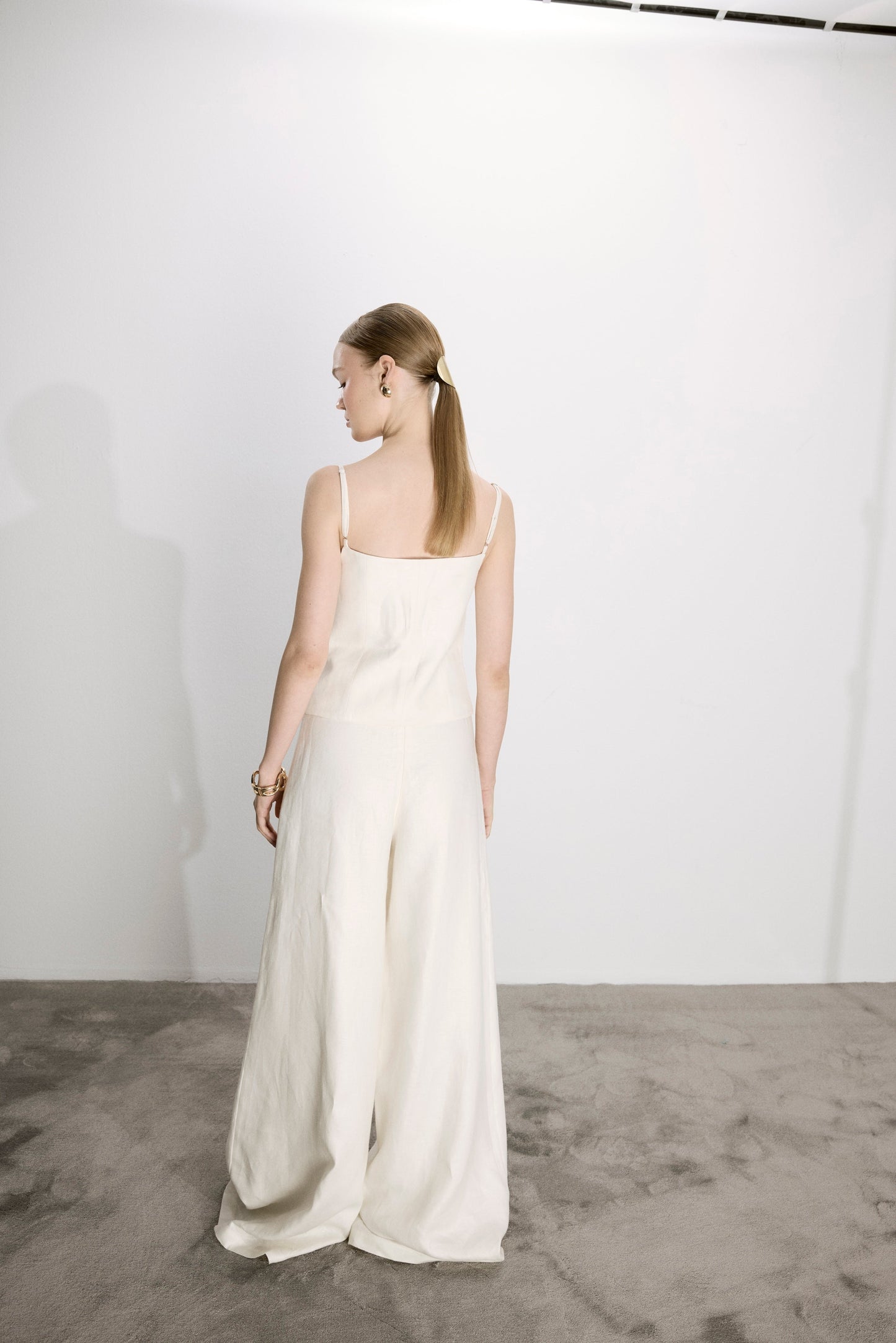 Mui Wide Leg Linen Trousers in White