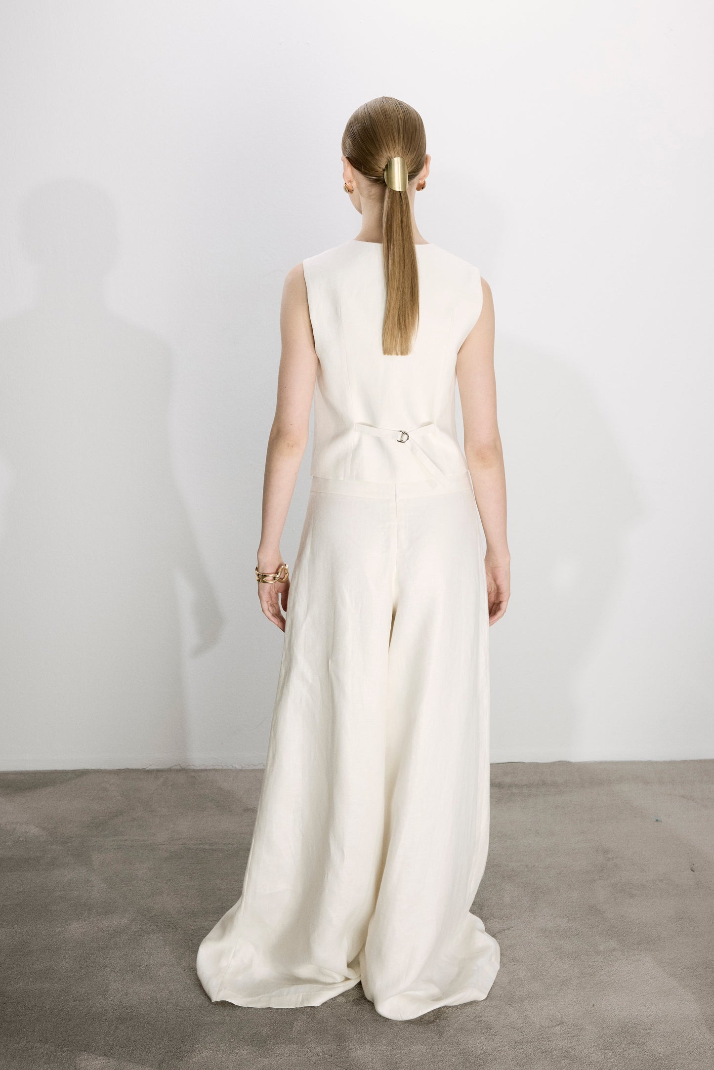 Brita Linen Vest in White