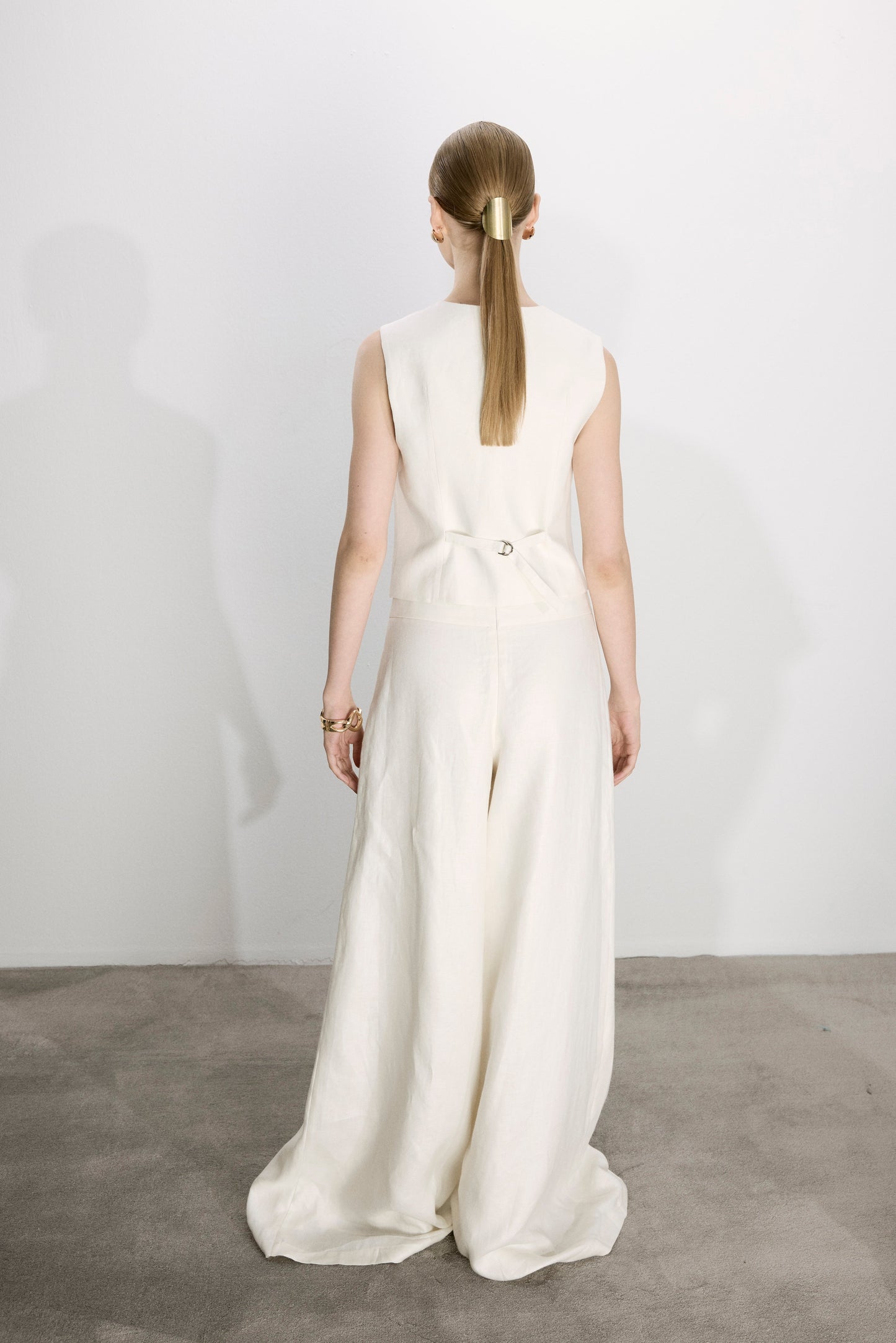 Mui Wide Leg Linen Trousers in White