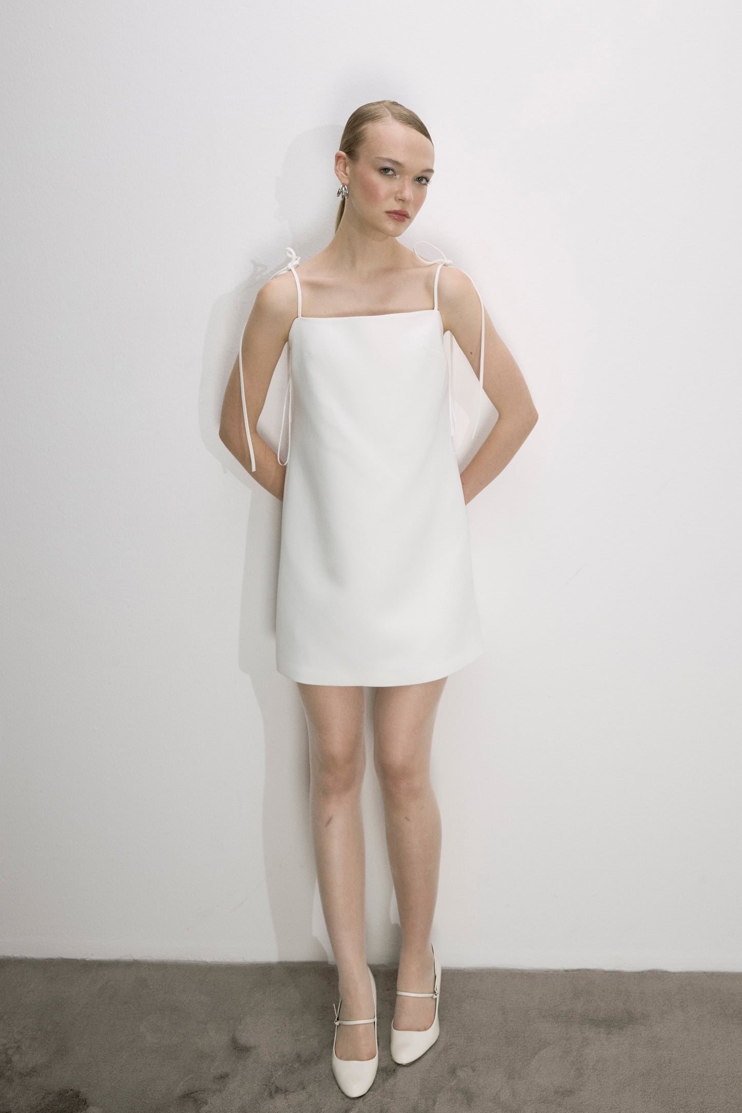 Ellie Mini Crepe Dress in Blanche