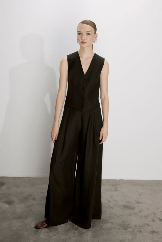 Mui Wide Leg Linen Trousers in Black