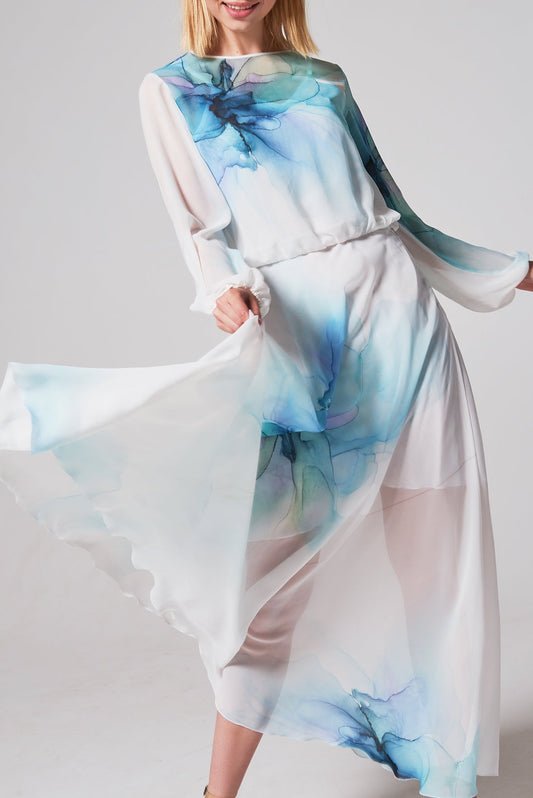 Dress with a hand-drawn flower print