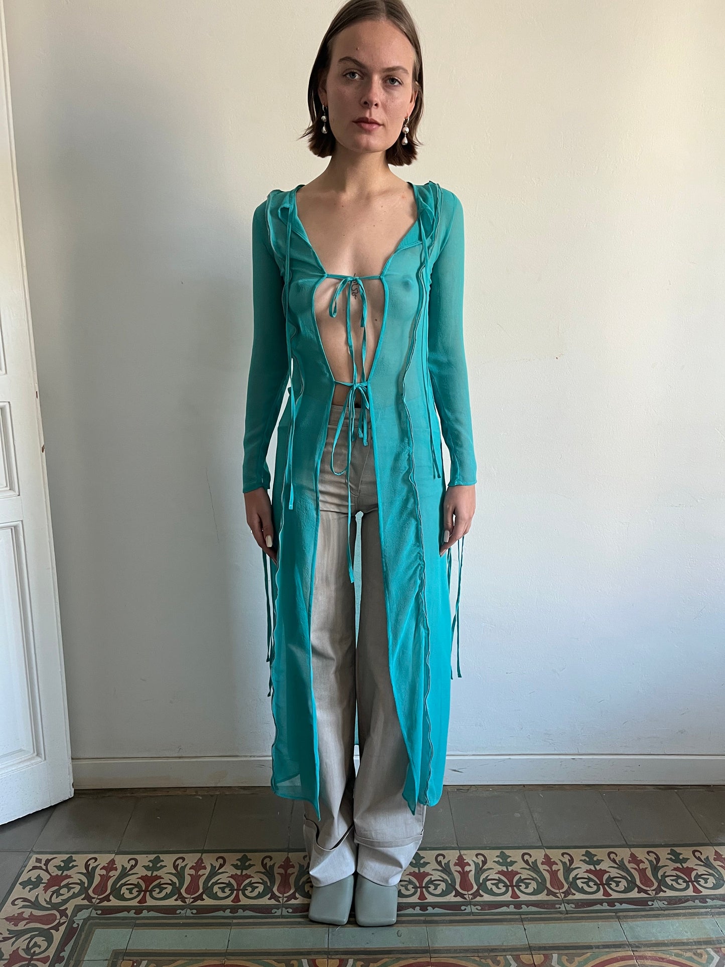 Tunic with bows