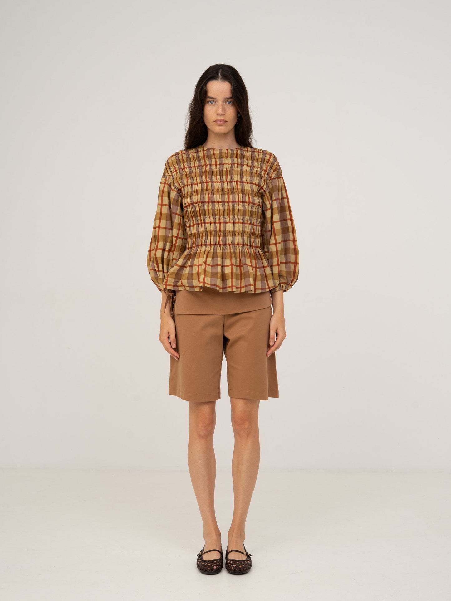 Chalet Brown Bermudas