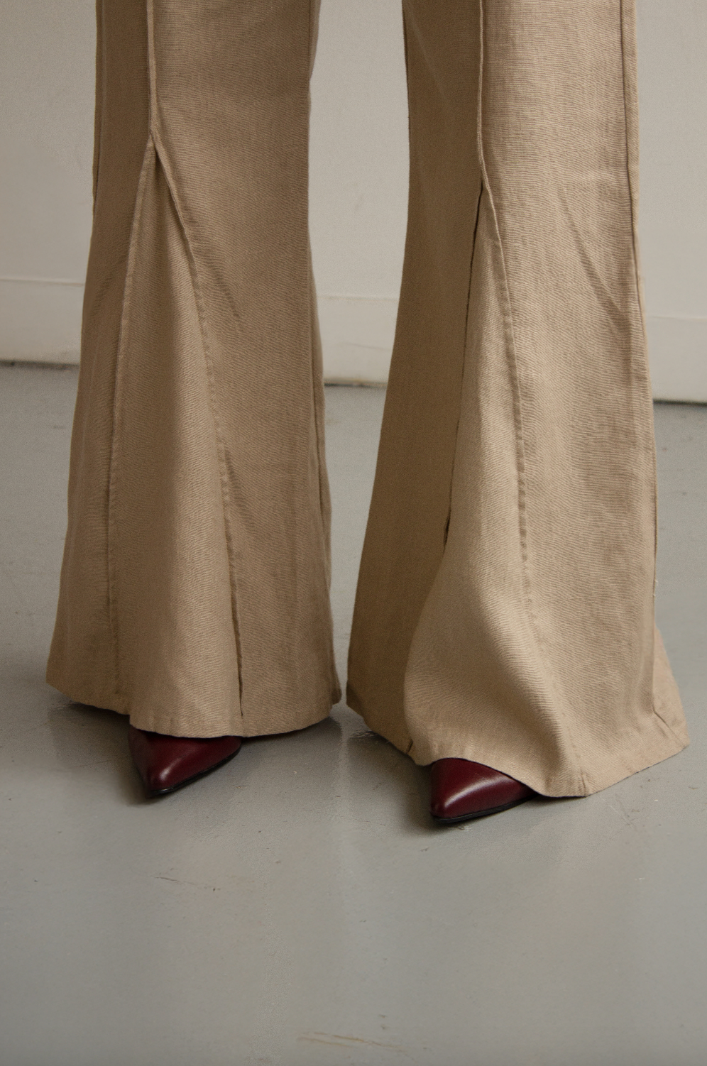 Aire Linen Flare Leg Pants | Mocha Latte