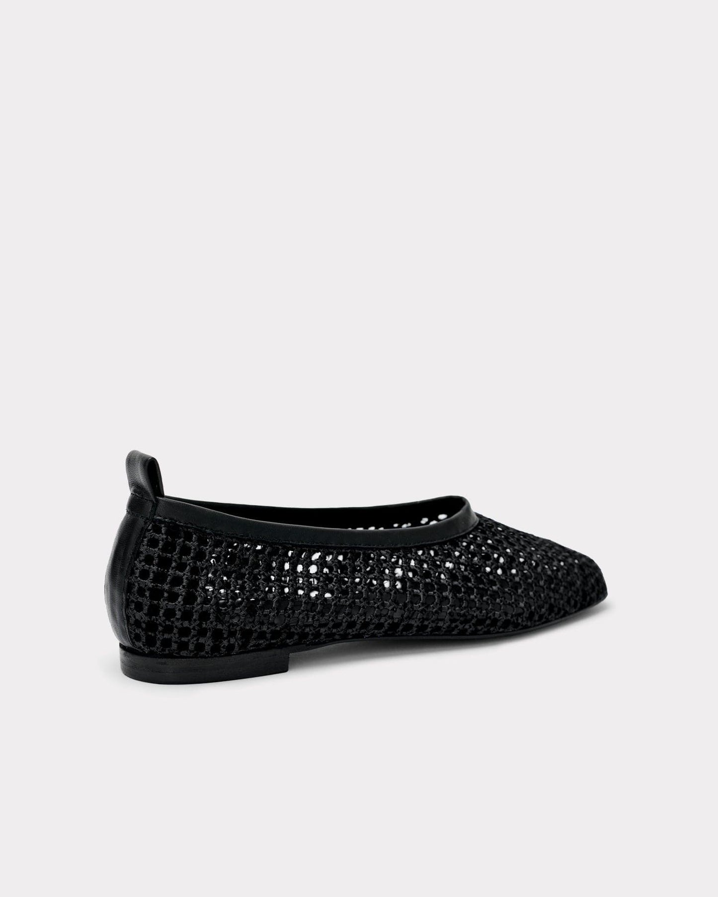 The Foundation Flat - Black Woven