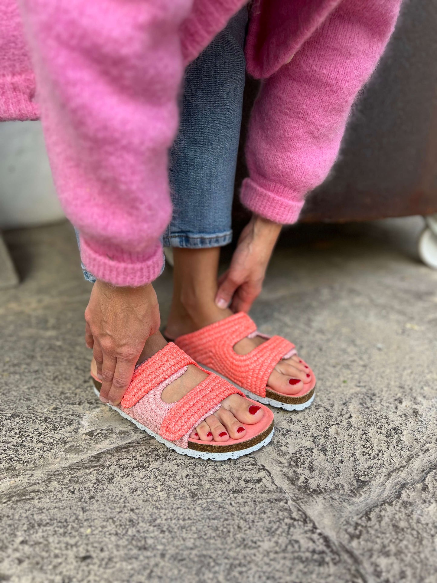 Rafia La Vera Sandals
