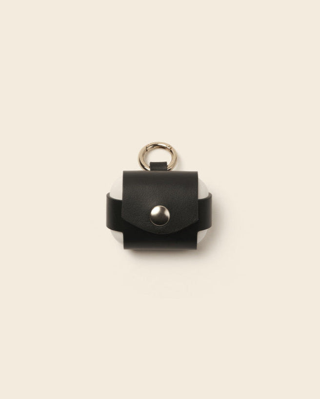 YARI 2.0 - Universal AirPods Case - Black Leather