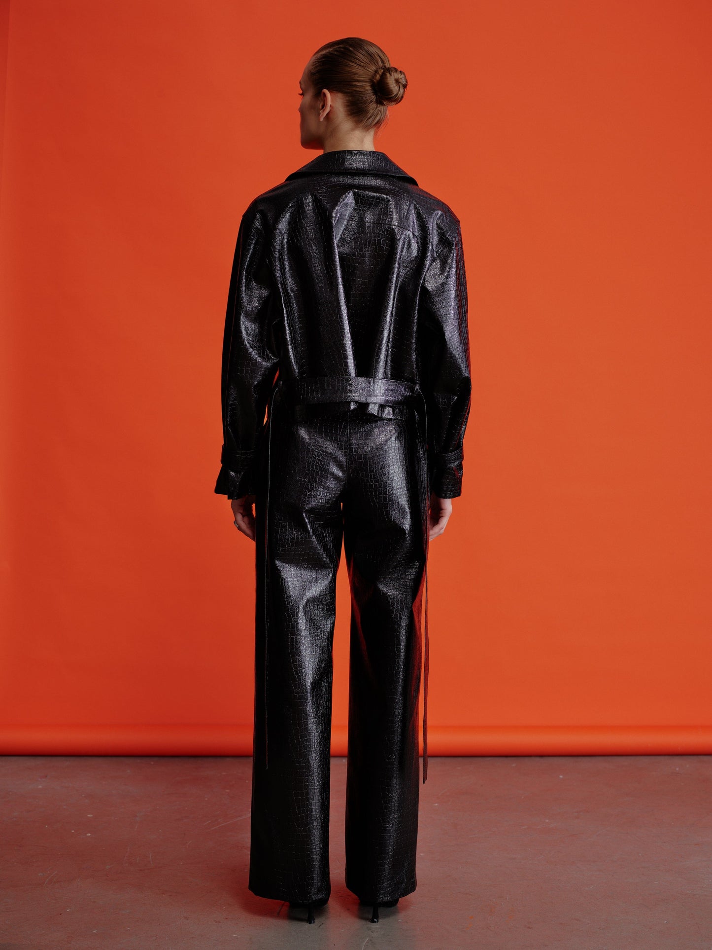 Abby Straight Cut Croc-Effect Trousers Pants Nazli Ceren