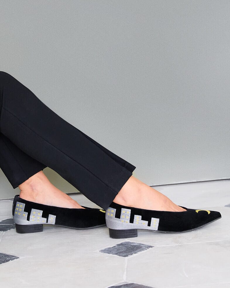 City by Night Vegan Flats Flats Momoc Shoes
