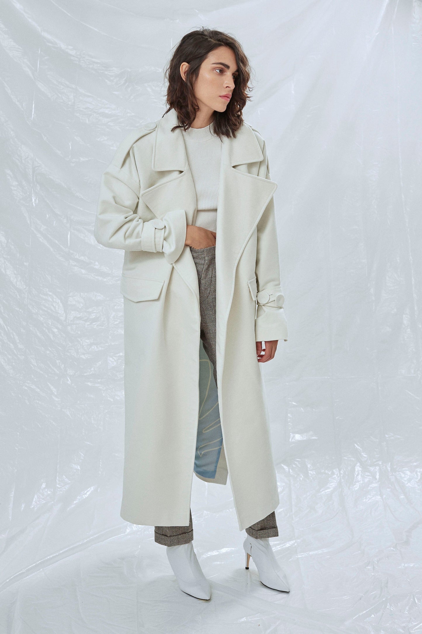 Laura Oversized Coat in White Nazli Ceren