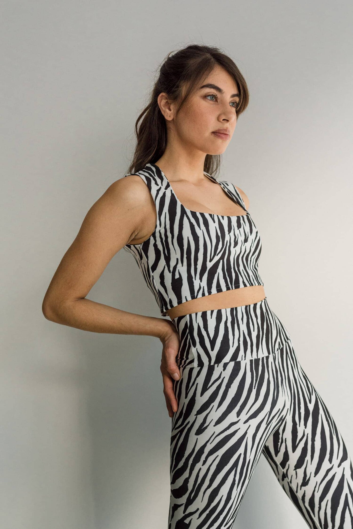 Point et attitude Top Crop Tops Bradhy