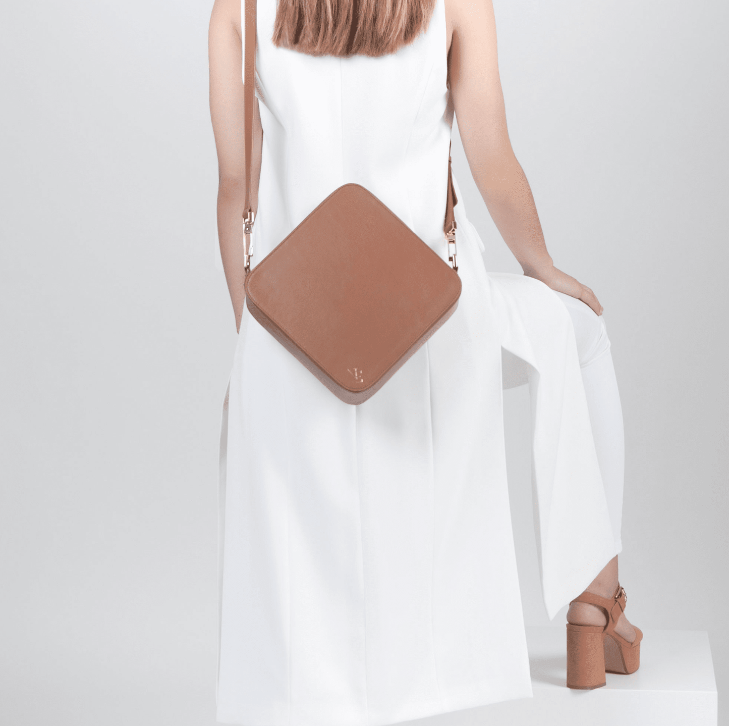 Sella Leather Handbags Naiara Elgarresta