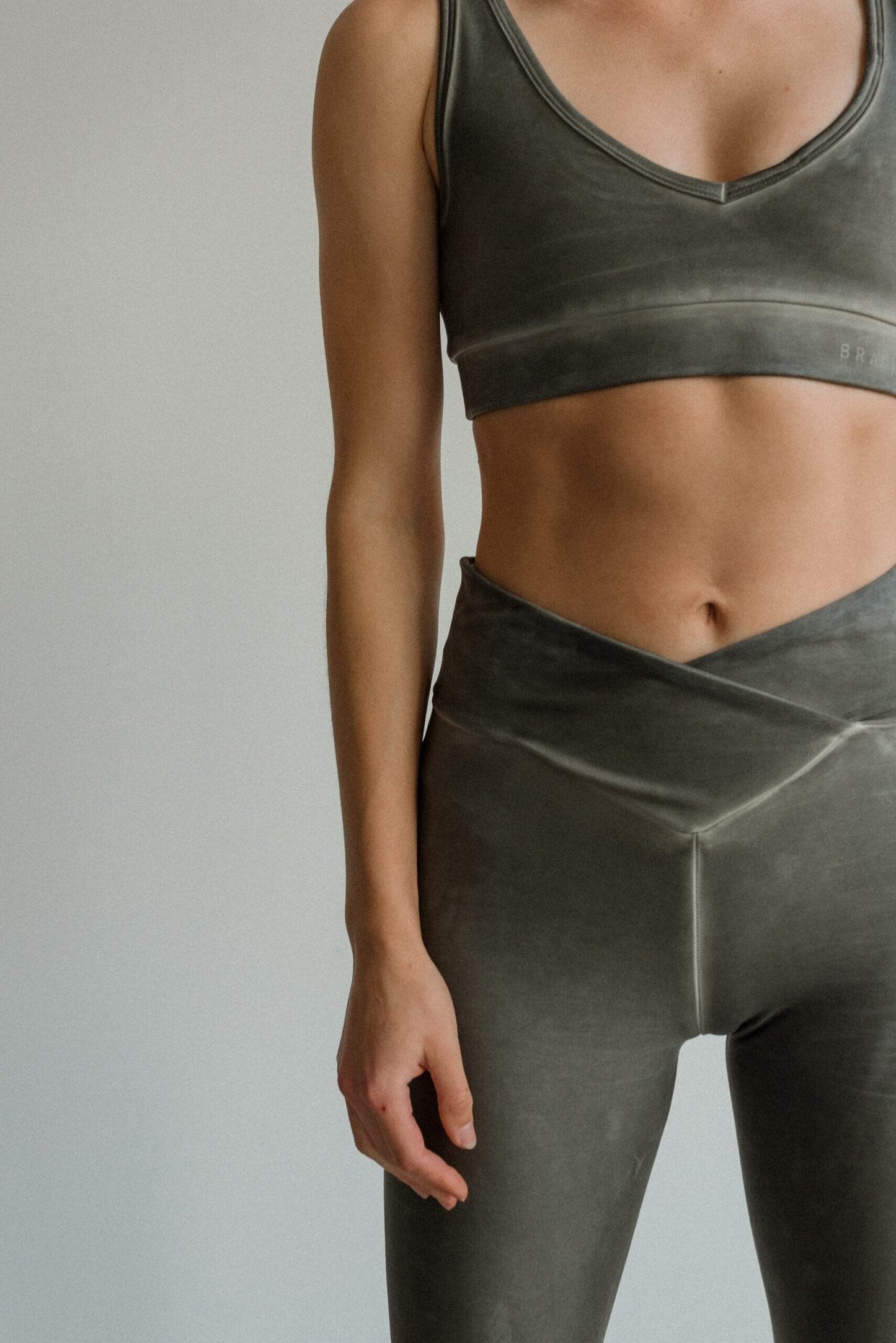 Stone Beat Green Leggings Leggings Bradhy