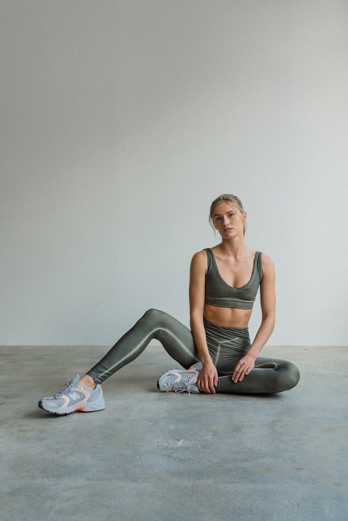 Stone Beat Green Leggings Leggings Bradhy