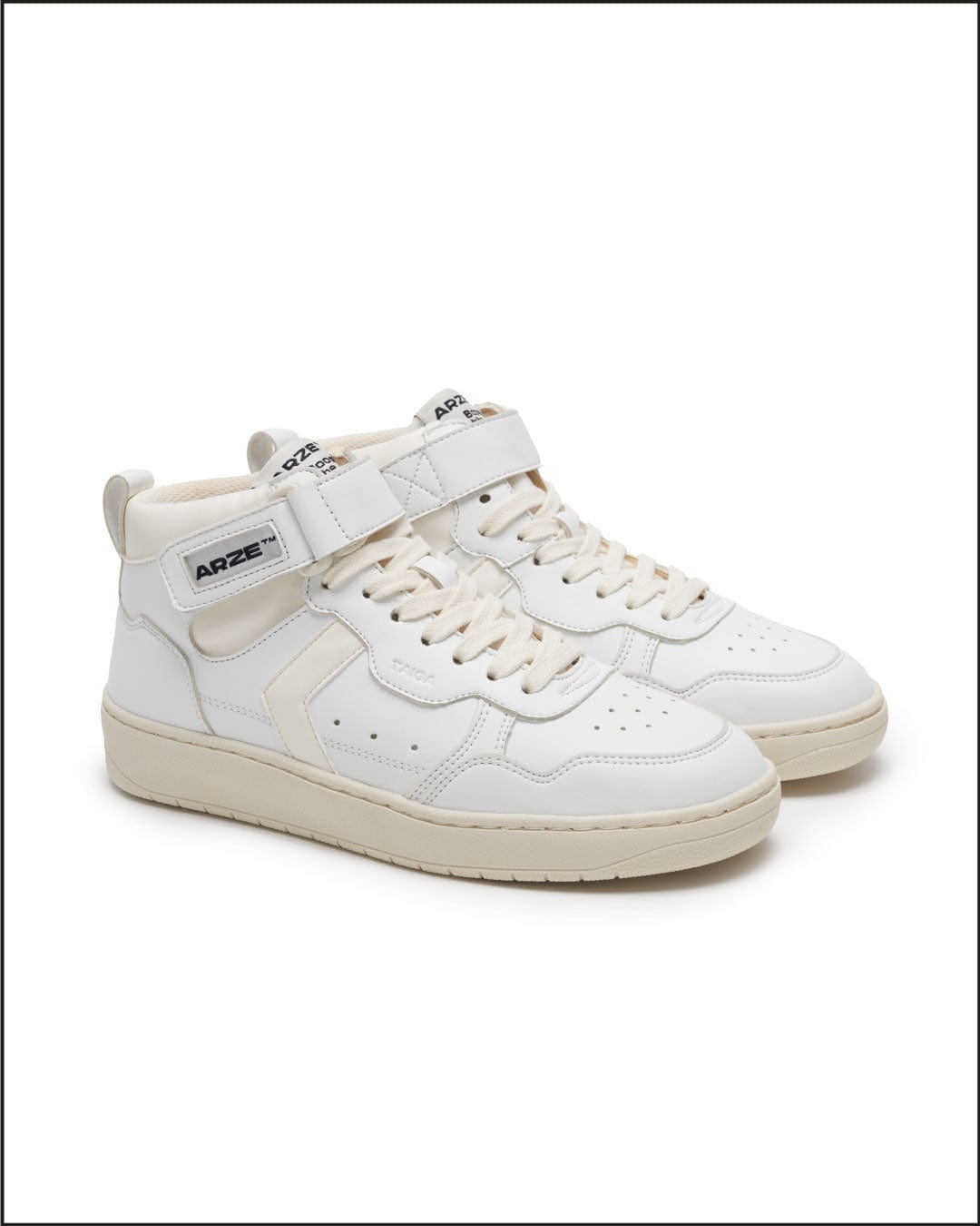 Taiga HI White Sneakers Sneaker Arze