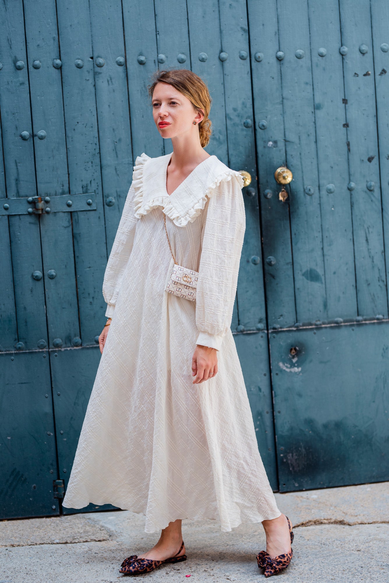 Midi Jackard dress with a Peter Pan collar LabelRow Midi Jackard dress with a Peter Pan collar LabelRow