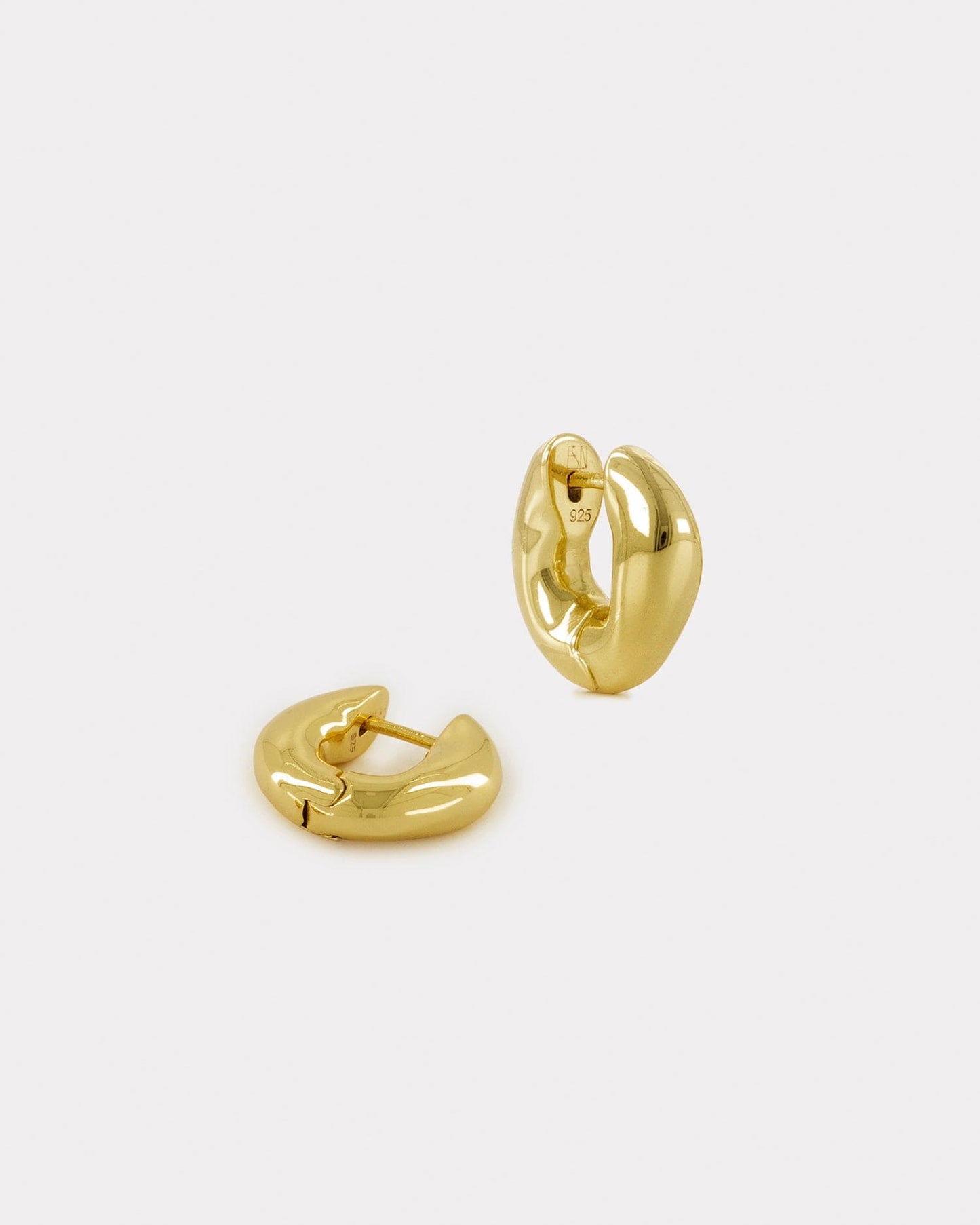 The Huggie Earrings - Gold