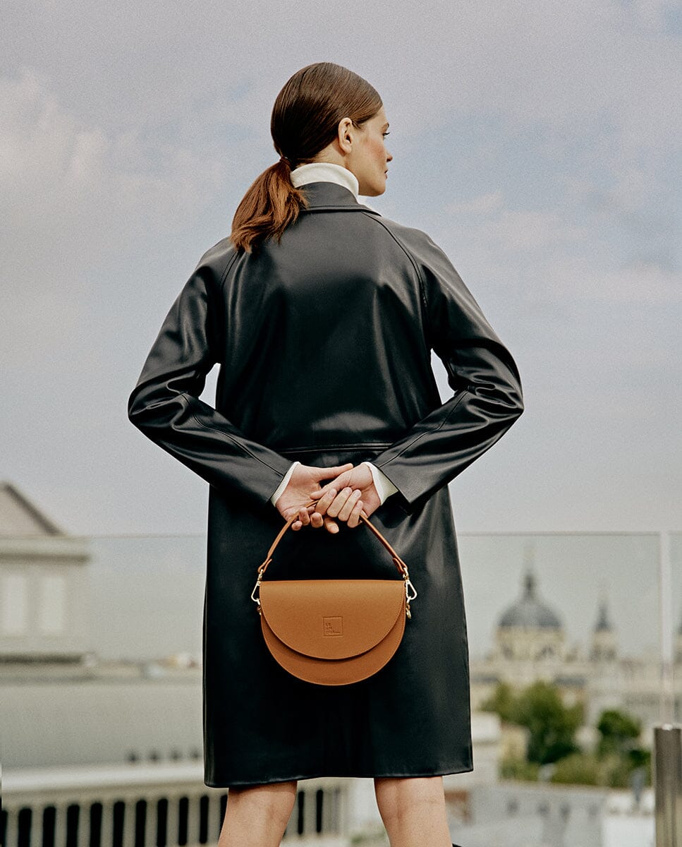 Leather Saddle bag - Caramel Leather Leandra