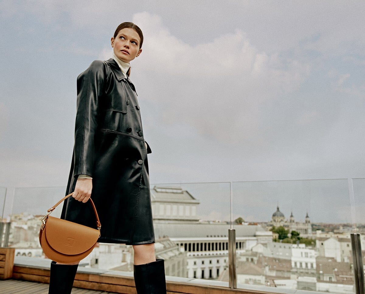 Leather Saddle bag - Caramel Leather Leandra