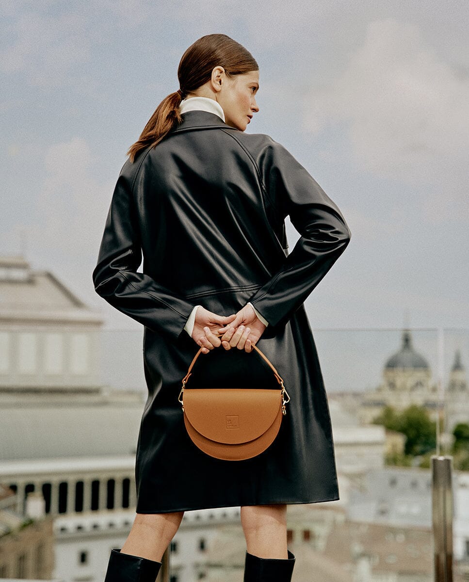 Leather Saddle bag - Caramel Leather Leandra