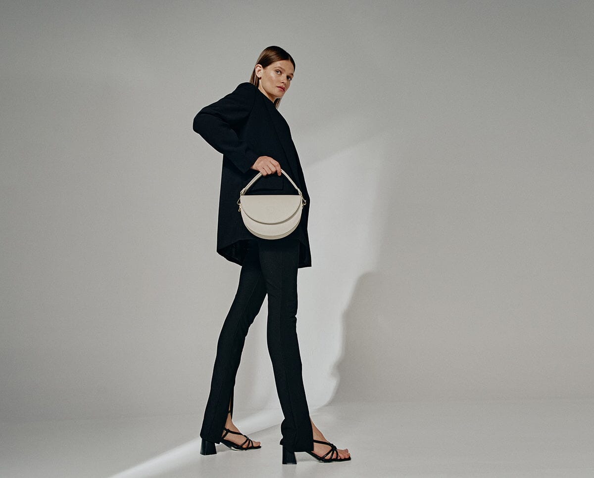 Leather Saddle bag - Cream Handbags Leandra