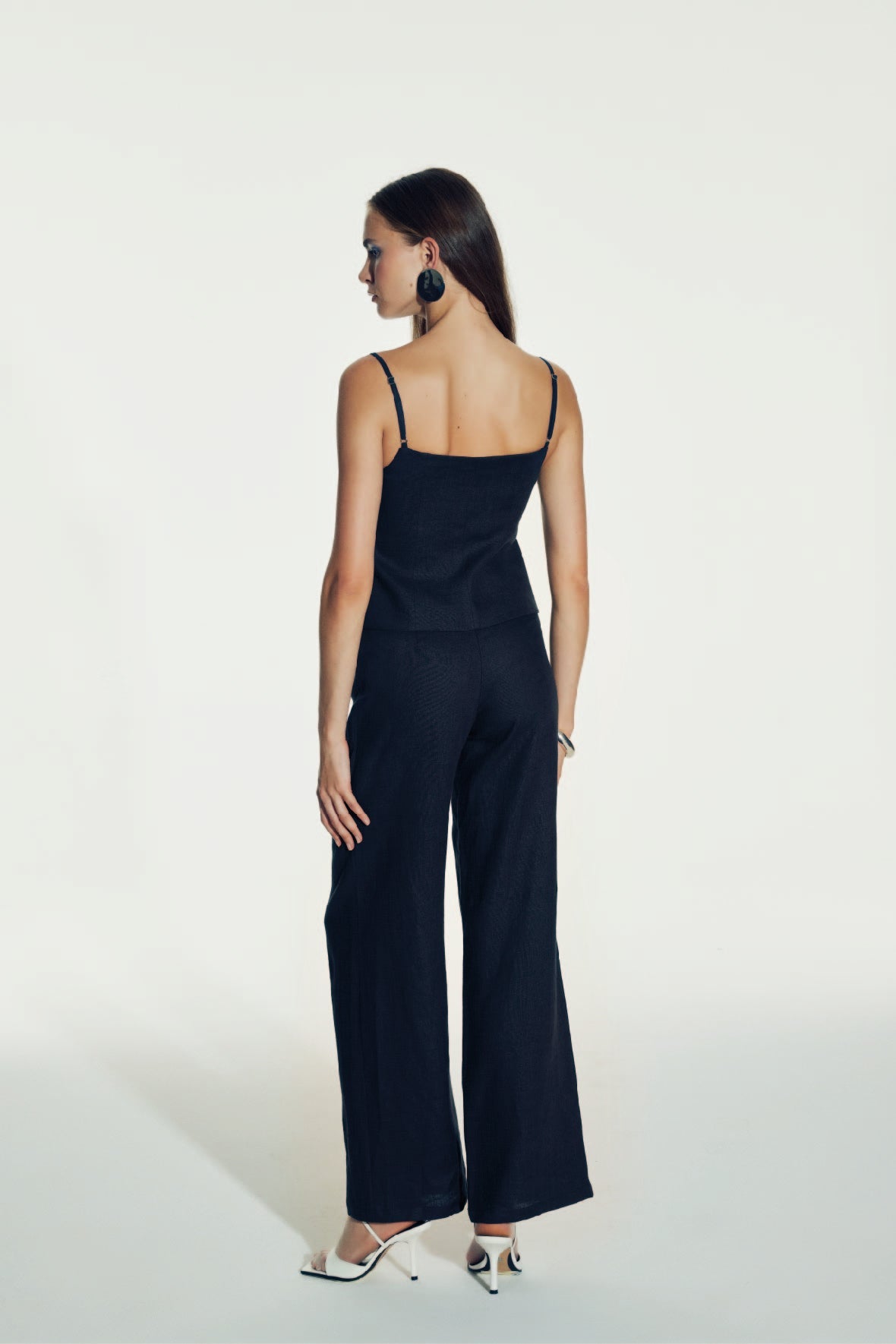 Marona Linen Top in Dark Navy