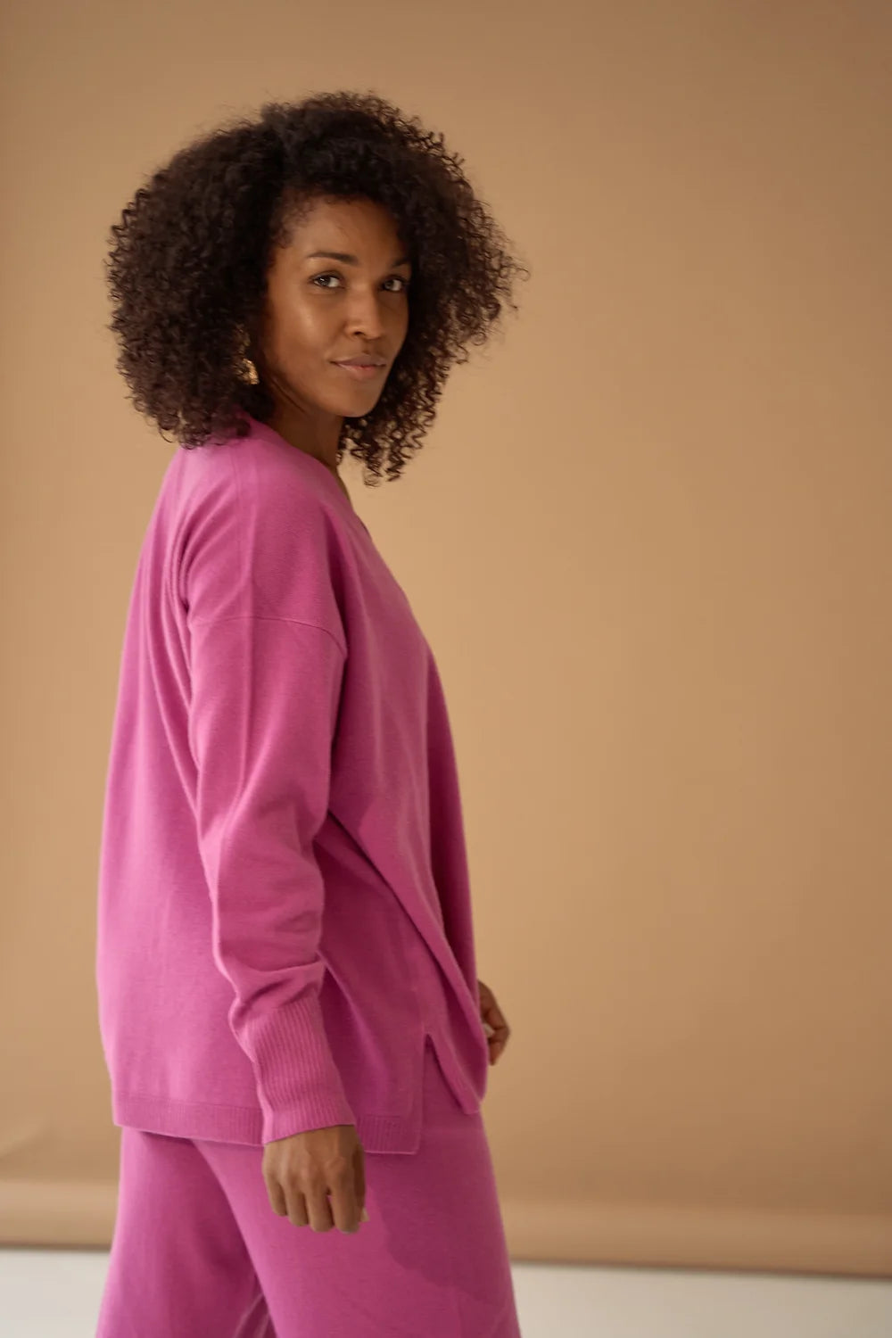 Pink V-neck Sweater Cashmere Wool