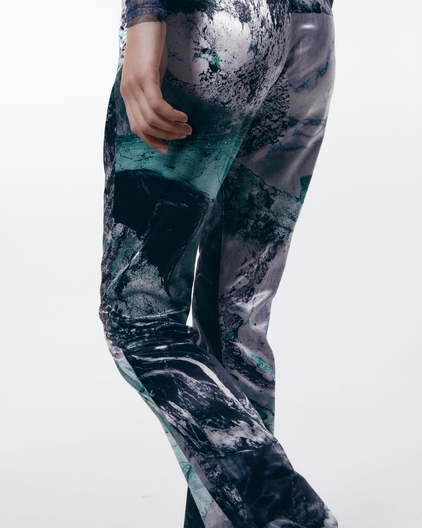 Alilith satin trouser