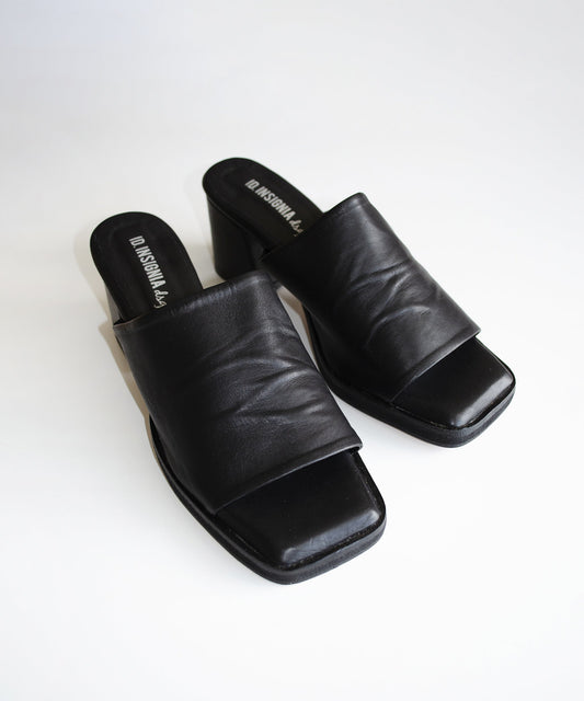 Libra Mule Sandals - Black